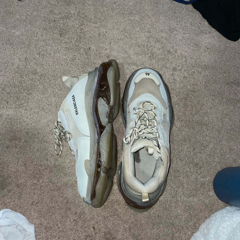 Balenciaga Triple S Off White - Picture 3 of 4